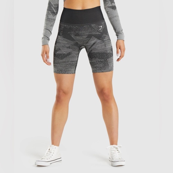 Gymshark Adapt Ombre Seamless Cycling Shorts - Picture 2 of 6